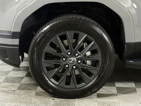 Used 2025 Lexus GX 550 w/ Accessory Package (2T) AWD/4WD image 14
