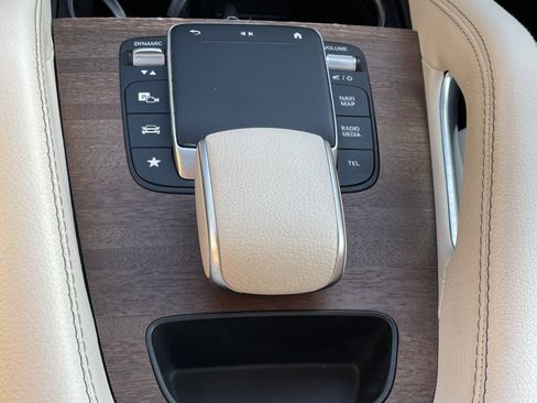 Certified 2022 Mercedes-Benz GLE 350 GLE 350 4MATIC SUV image 34