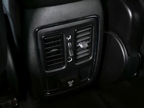 Used 2021 Jeep Grand Cherokee Laredo X image 18