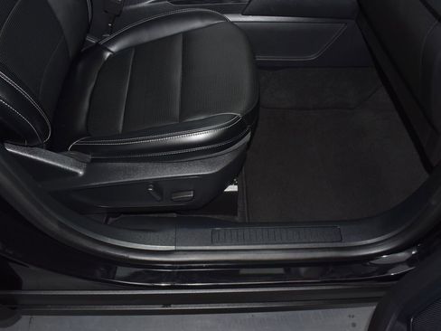 Used 2024 Ford Escape Platinum image 24