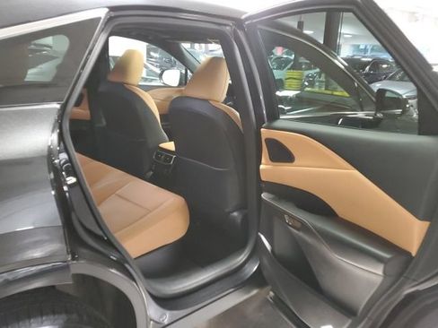 Used 2024 Lexus RX 350 Premium w/ Accessory Package (Z1) AWD/4WD image 22