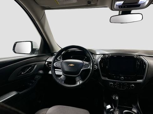 Used 2019 Chevrolet Traverse LT FWD image 23