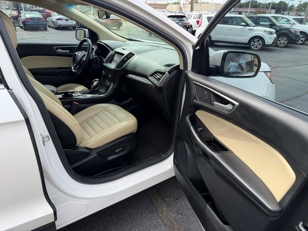 Used 2015 Ford Edge SEL w/ Equipment Group 201A AWD/4WD image 8