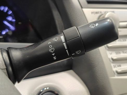 Used 2011 Toyota Camry Hybrid FWD image 9