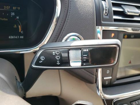 Used 2017 Lincoln Continental Select AWD/4WD image 27