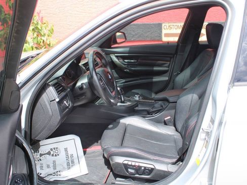 Used 2013 BMW 335i Sedan RWD image 10