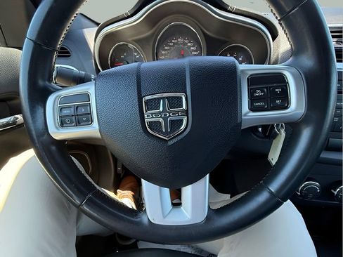 Used 2013 Dodge Avenger SXT w/ Blacktop Pkg FWD image 21