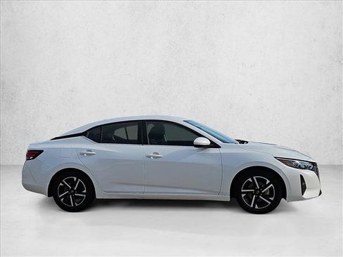 Used 2024 Nissan Sentra SV w/ All-Weather Package FWD image 4