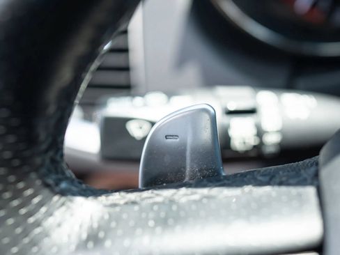Used 2018 Dodge Durango R/T w/ Technology Group AWD/4WD image 41