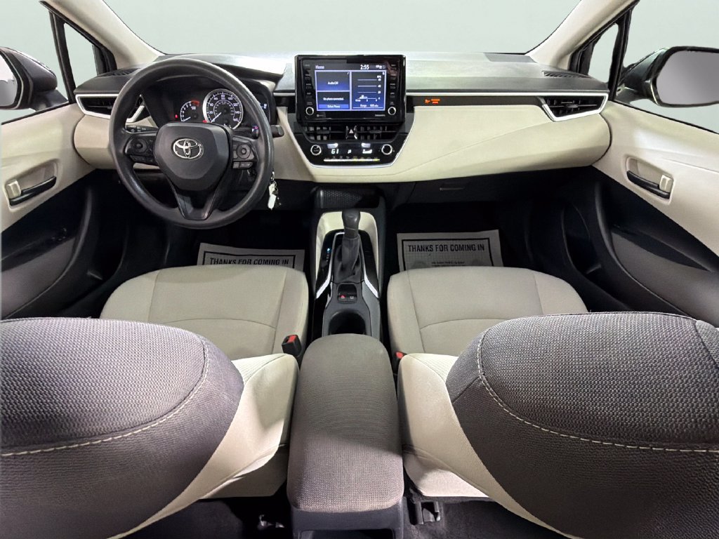 Used 2021 Toyota Corolla LE FWD image 31