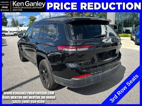Used 2025 Jeep Grand Cherokee L Laredo AWD/4WD image 7