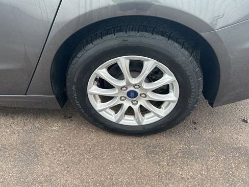 Used 2020 Ford Fusion SE FWD image 44