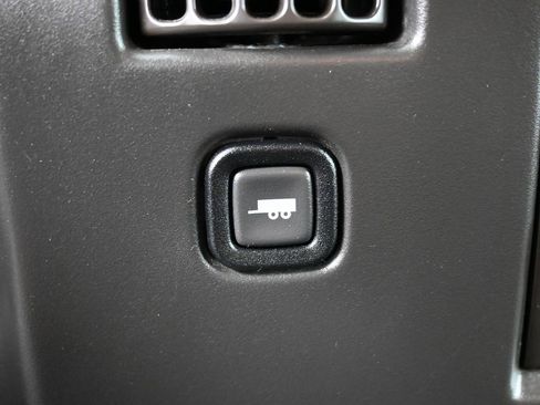 Used 2017 Chevrolet Express 3500 LT w/ LT Preferred Equipment Group image 23