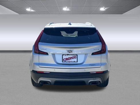 Used 2020 Cadillac XT4 Premium Luxury image 4