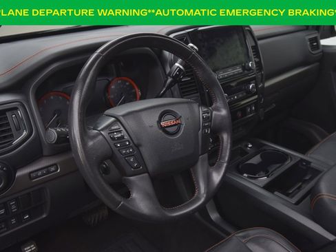 Used 2020 Nissan Titan PRO-4X w/ Pro-4x Convenience Package image 15