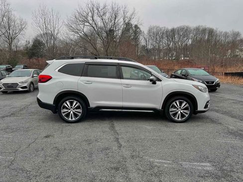Used 2019 Subaru Ascent Touring image 8