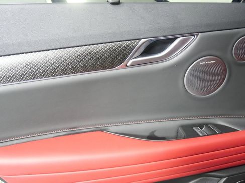 Used 2025 Genesis G80 3.5T Sport Prestige image 13