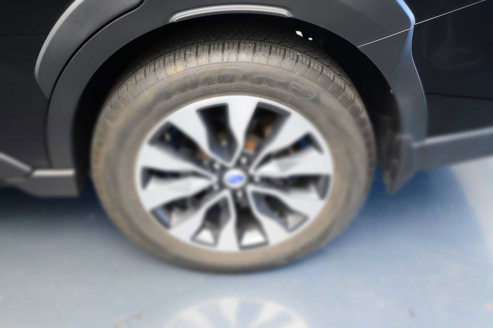 Used 2024 Subaru Outback Touring AWD/4WD image 6