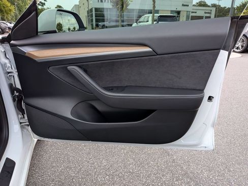 Used 2023 Tesla Model 3 Standard Range RWD image 33