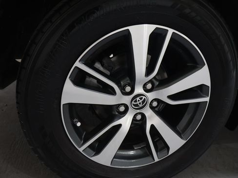 Used 2016 Toyota RAV4 XLE FWD image 34