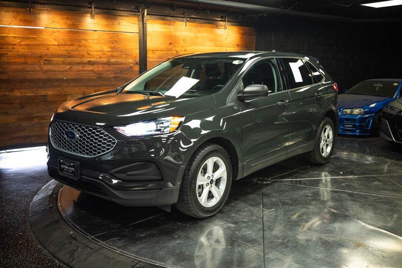 Used 2024 Ford Edge SE AWD/4WD image 2