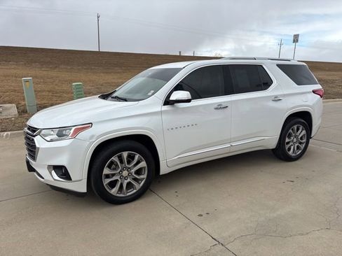 Used 2019 Chevrolet Traverse Premier image 7