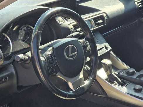 Used 2016 Lexus IS 200t image 11