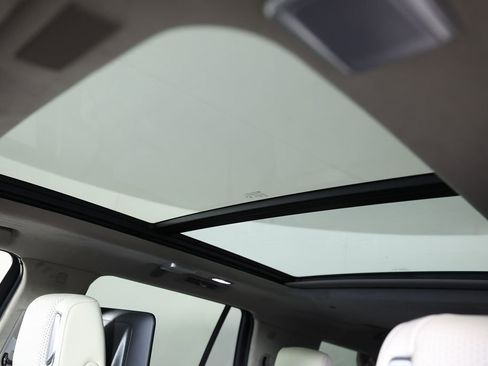 Used 2025 Cadillac Escalade Sport Platinum w/ LPO, ONYX Package image 42