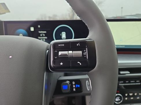 New 2026 Hyundai Ioniq 9 SEL image 21