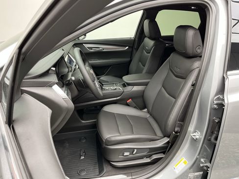 New 2026 Cadillac XT5 Luxury w/ LPO, Floor Liner Package AWD/4WD image 8