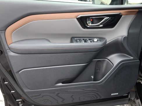 Certified 2025 Subaru Forester Sport image 11