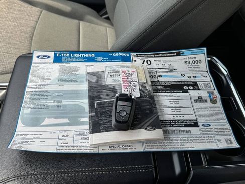 Used 2023 Ford F150 Lightning XLT AWD/4WD image 40