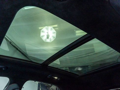 Used 2022 Genesis GV70 3.5T Sport w/ Sport Prestige Package image 27