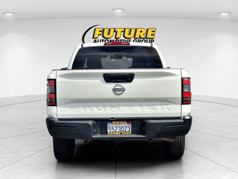 Used 2022 Nissan Frontier S image 5