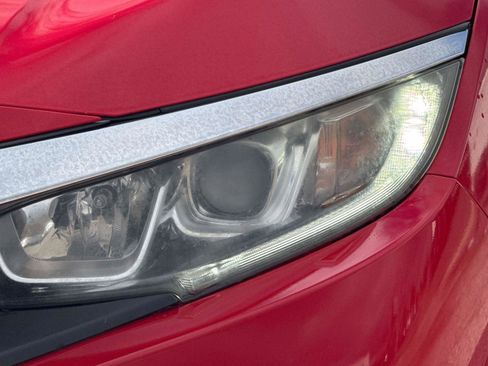 Used 2018 Honda Civic LX image 9