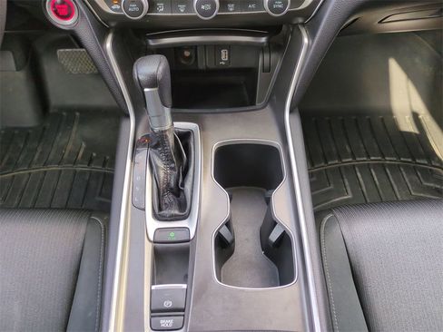 Used 2019 Honda Accord LX image 17