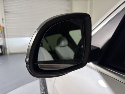 Used 2026 BMW X5 sDrive40i w/ Premium Package RWD image 10