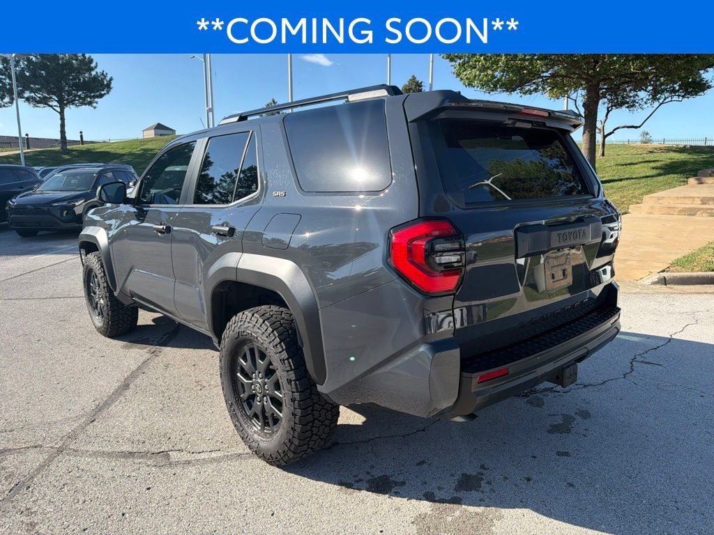 Certified 2025 Toyota 4Runner SR5 AWD/4WD image 9