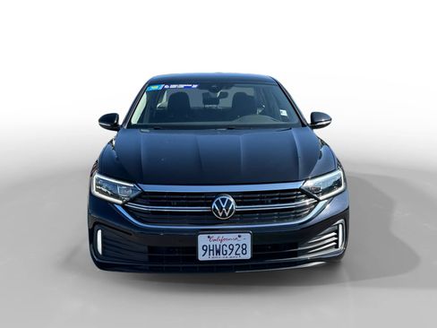 Certified 2023 Volkswagen Jetta SEL FWD image 8