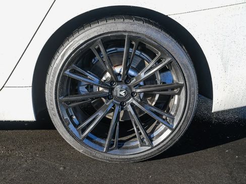 Used 2018 BMW 530e w/ M Sport Package 2 image 10