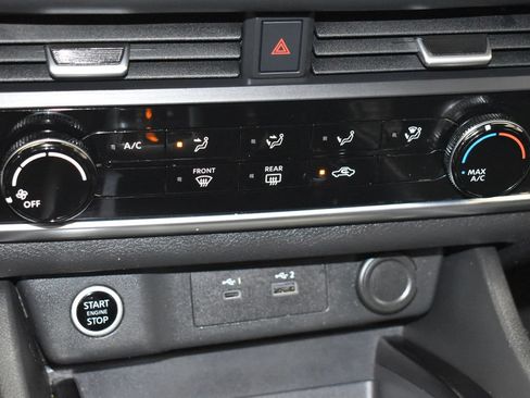Used 2023 Nissan Rogue S AWD/4WD image 16