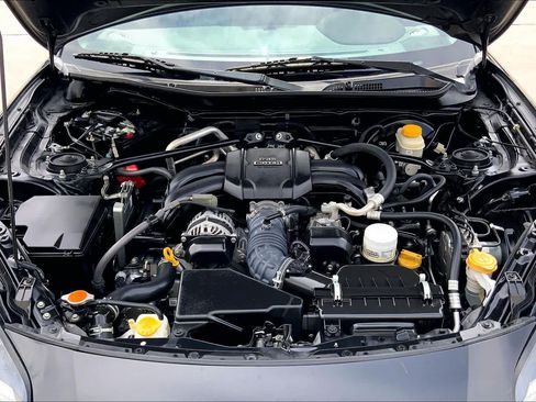 Used 2022 Toyota GR86 Premium RWD image 27