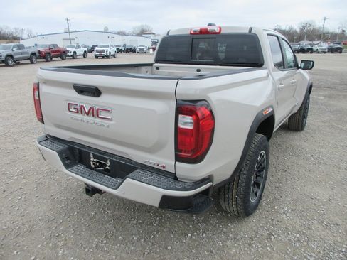 New 2026 GMC Canyon AT4 AWD/4WD image 4