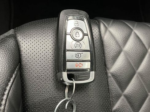 Used 2024 Ford Edge Titanium w/ Equipment Group 301A AWD/4WD image 32
