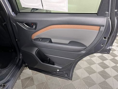 Used 2025 Subaru Forester Sport w/ Popular Package #2 image 14