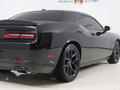 Used 2022 Dodge Challenger R/T w/ Blacktop Package image 49