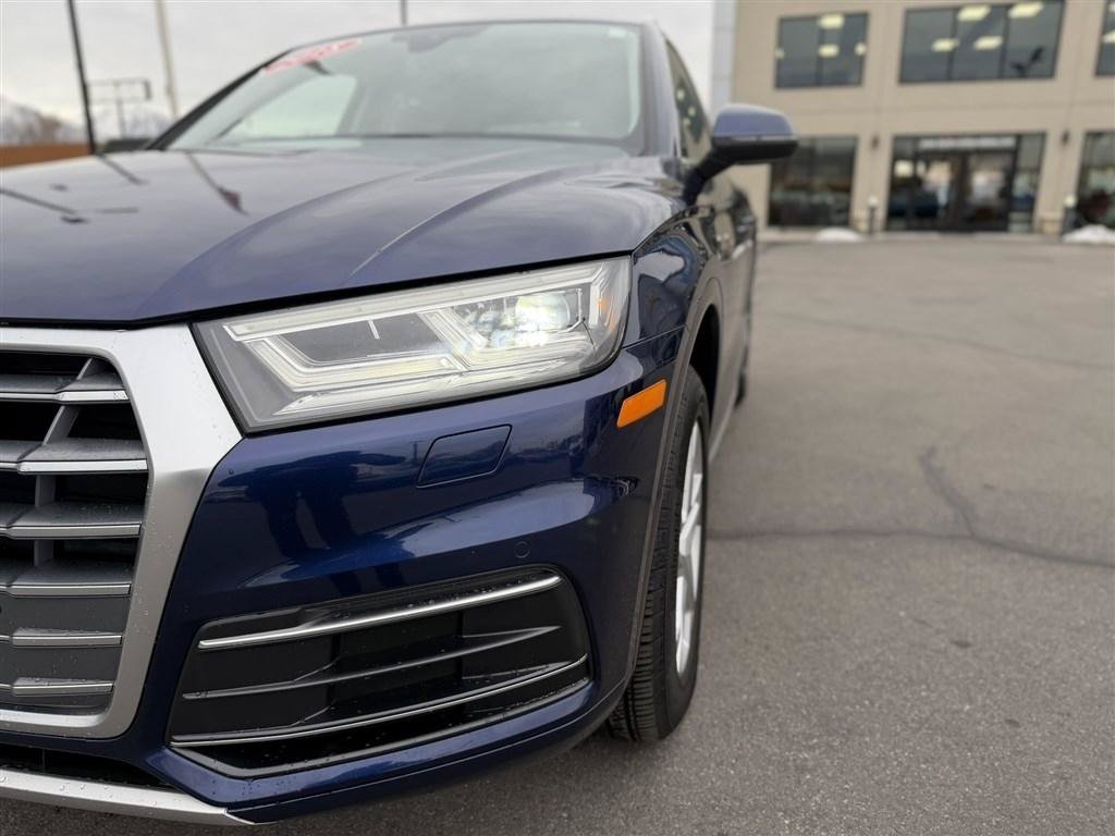 Used 2018 Audi Q5 2.0T Premium Plus w/ Premium Plus Package AWD/4WD image 10