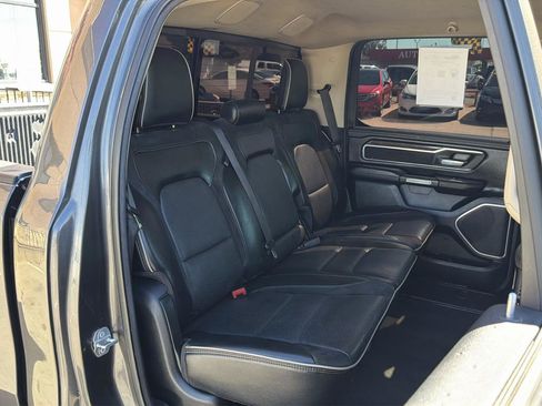 Used 2020 RAM 1500 Laramie AWD/4WD image 29