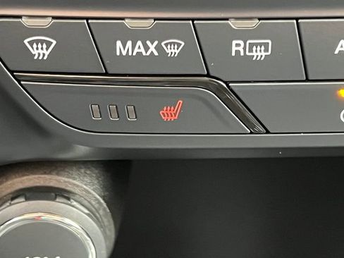 Used 2019 Ford Ranger XLT w/ Equipment Group 302A Luxury image 30