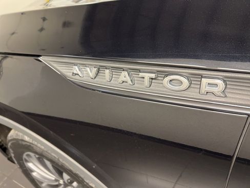 Used 2020 Lincoln Aviator Reserve w/ Elements Package Plus image 38